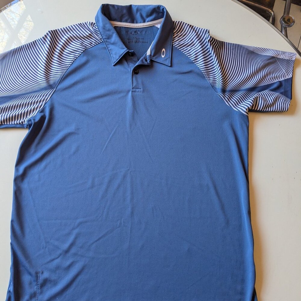 Oakley Men’s Golf Polo Shirt Blue Striped Raglan Athletic Fit Size L Performance